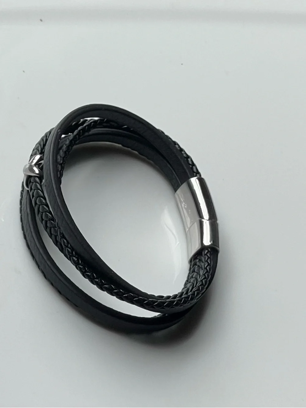 N/A sleek black